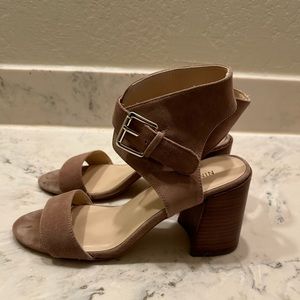 Nine West tan suede heels with an ankle cuff and wood block heel